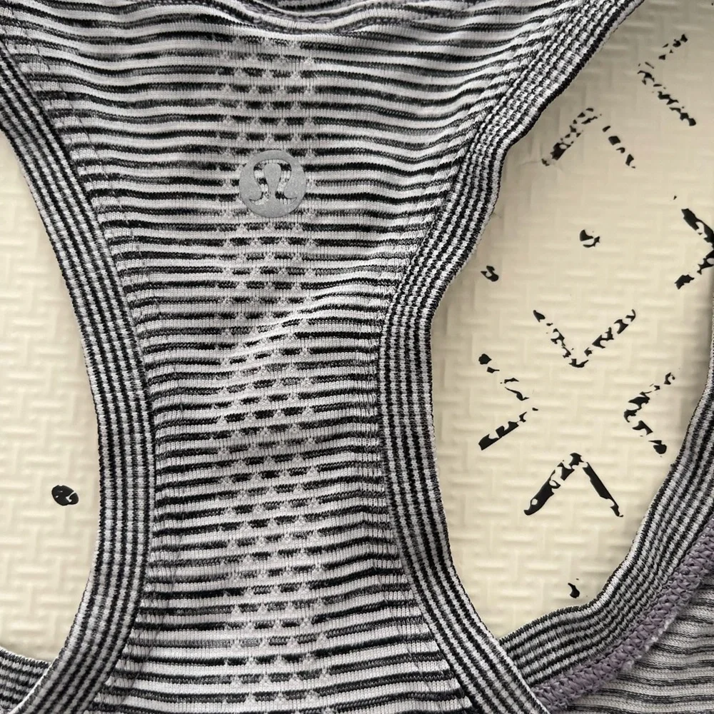 Lululemon Wee Are From Space White Gray Striped tank top 6‎